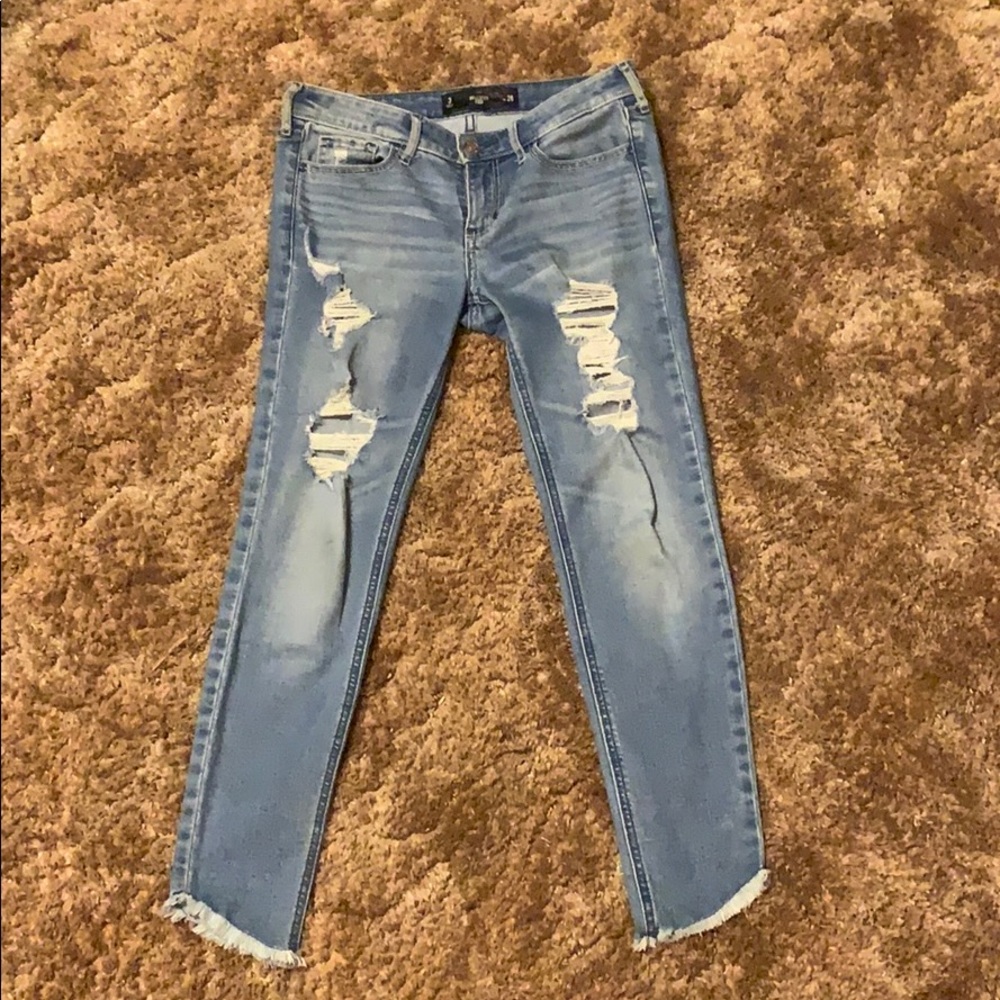 Hollister Crop Jeans